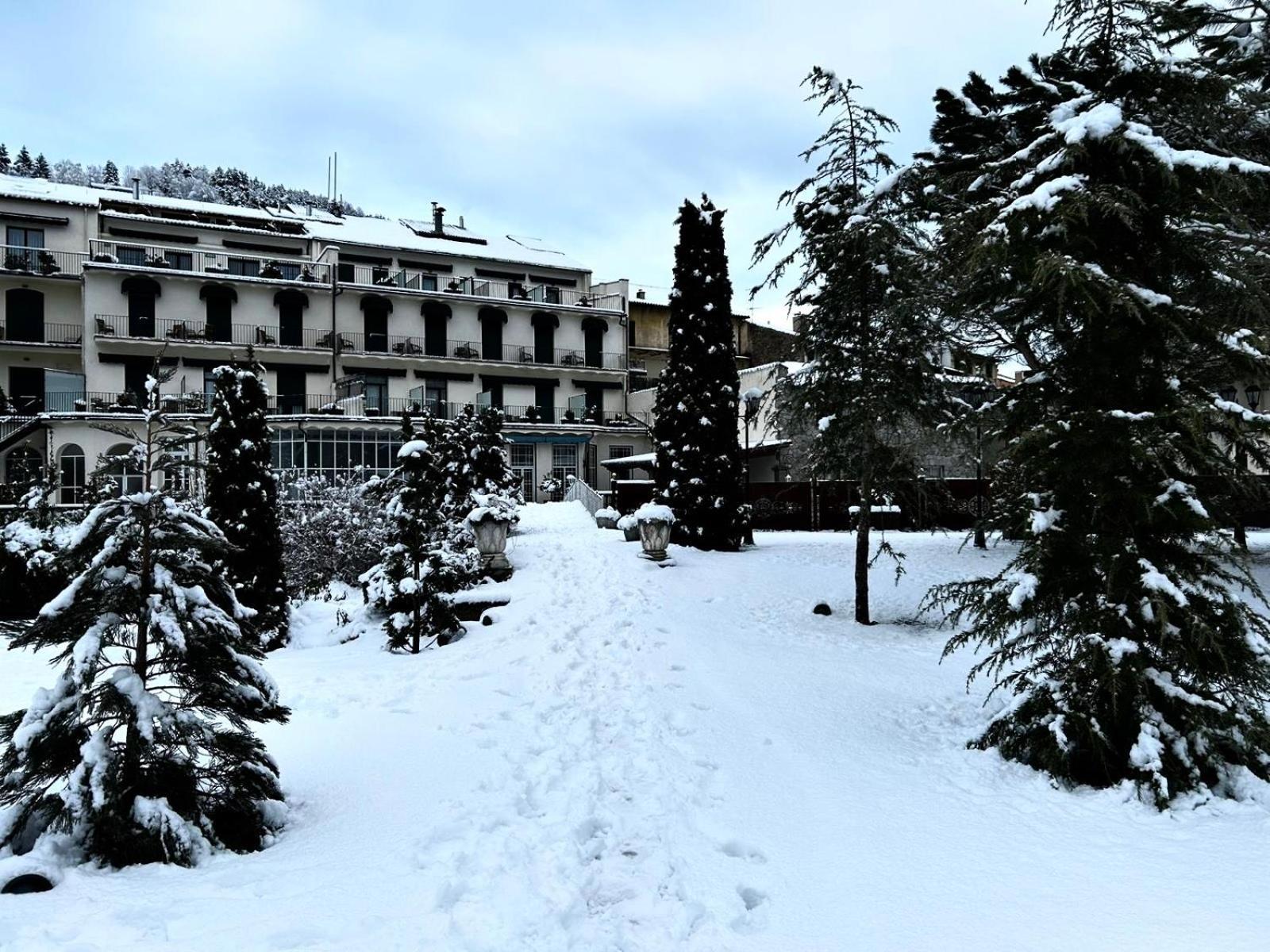 Hotel De Camprodon Exteriör bild